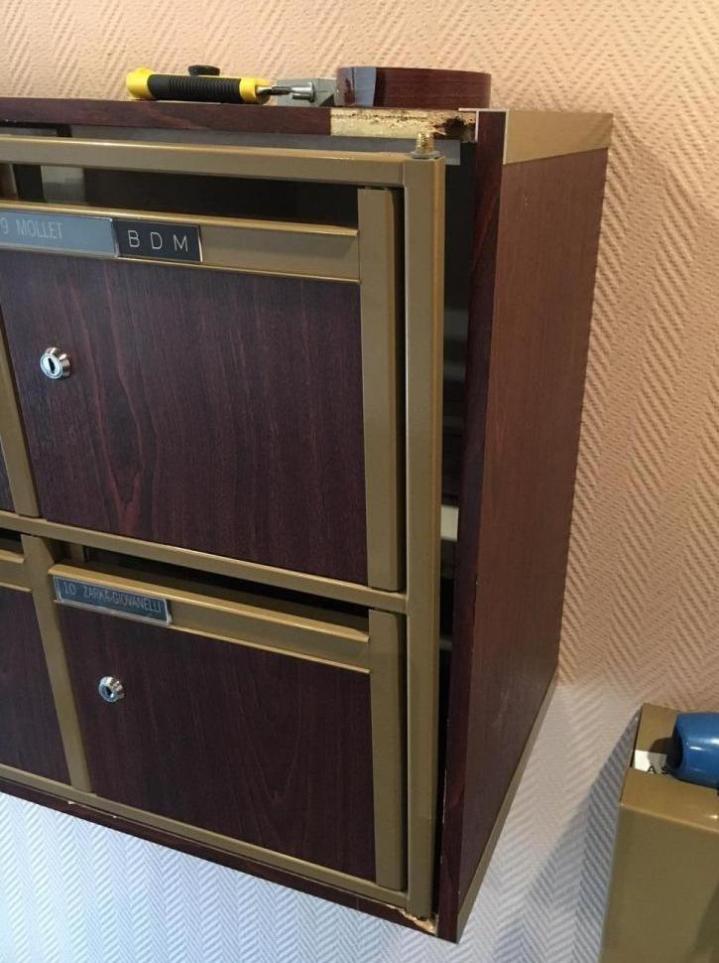 Fourniture et pose d'une nouvelle porte collective Île-de-France