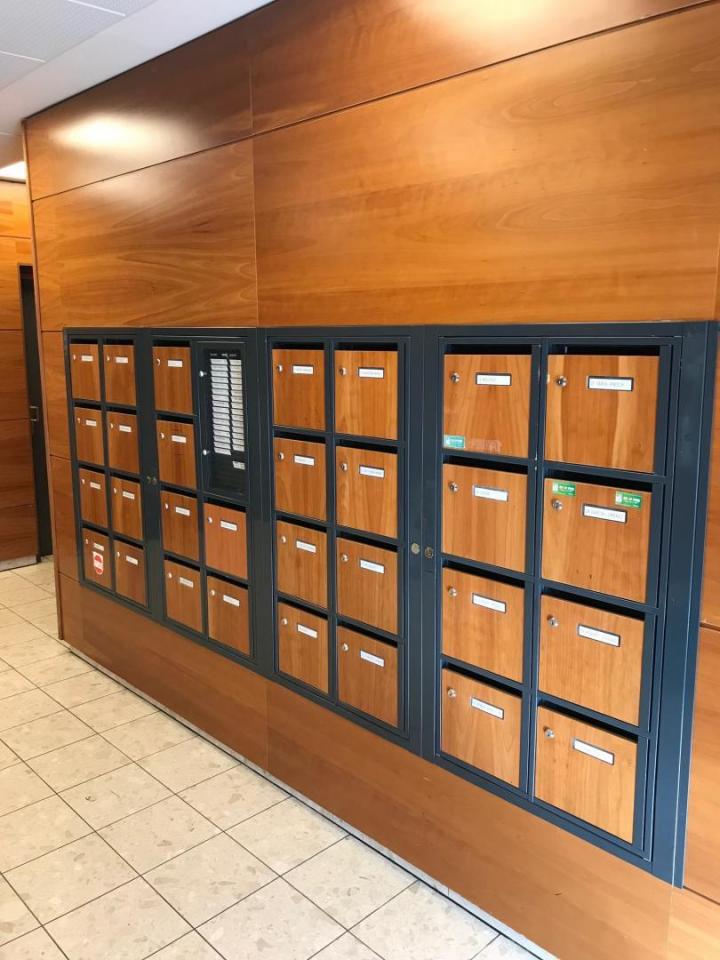 Remplacement porte collective / portillon individuel vandalisés Île-de-France