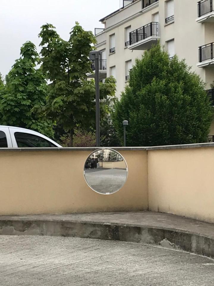 Fabrication et pose de signalétiques en Île-de-France